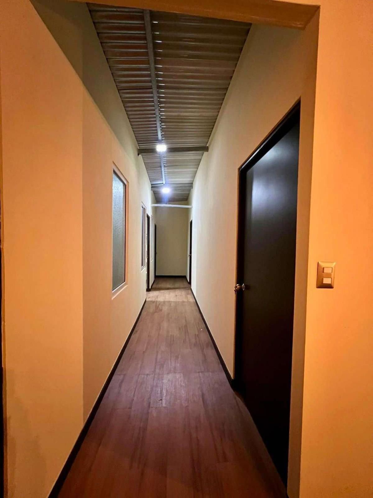 C&M Exclusive Private Rooms Кетцалтенанго Екстериор снимка